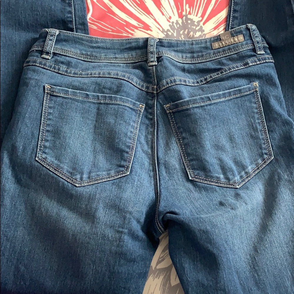 LC Jean - Picture 3 of 4